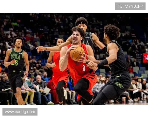 费尔斯表现不俗上半场7投3中贡献7分4篮板3助攻助力鹈鹕